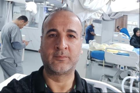 Refaat Alathamna estudió medicina en Santa Cruz