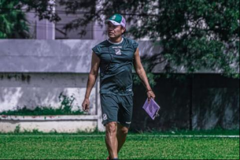 Gualberto Mojica, DT de Oriente.