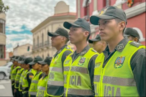 Policías en Tarija