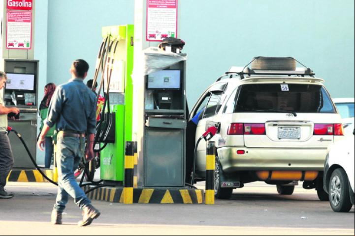 Los vehículos con sistema GNV ya no podrán cargar libremente diésel o gasolina. La ANH reglamentará las ventas en la presente semana, según el DS 5400