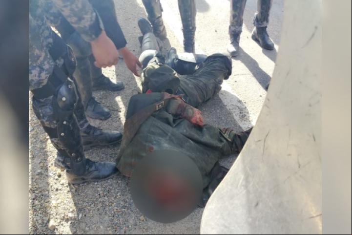 Policías fueron atacados con armas y explosivos. Foto: APG